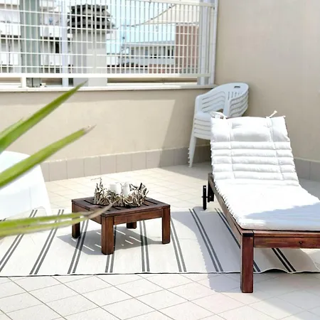 Casa Vivi Lägenhet Porto SantʼElpidio